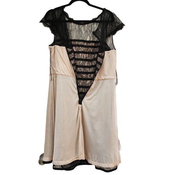 Adrianna Papell Lace Cocktail Midi Dress With Sheer Neck And Hem In Black Size L - Picture 3 of 14